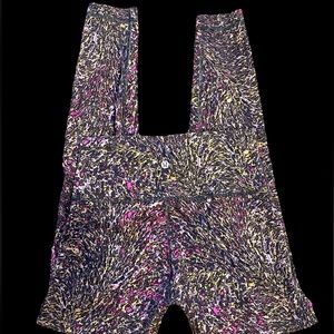 Lululemon women’s soft leggings size 8